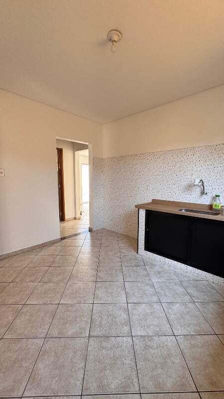 Casa para aluguel no Padre Cursino: 