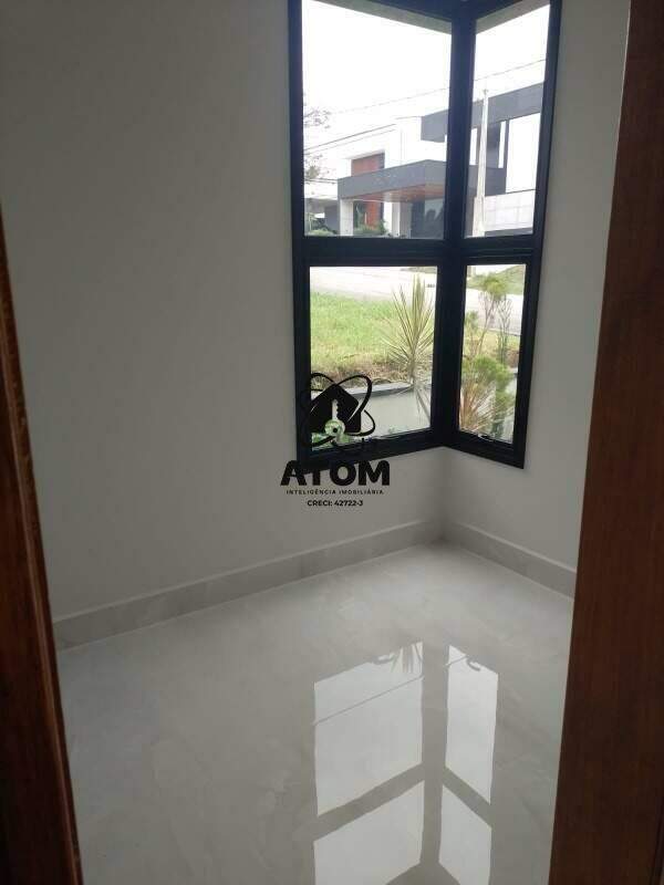 Casa em condominio à venda no Loteamento Residencial Barão de Tremembé: 