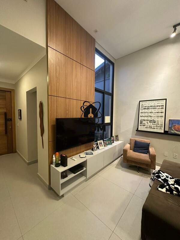 Casa em condominio à venda no Independência: 