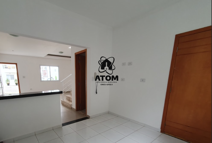 Casa em condominio para aluguel no Vila Areao: 