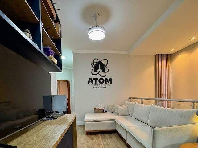 Casa em condominio à venda no Piracangaguá: 