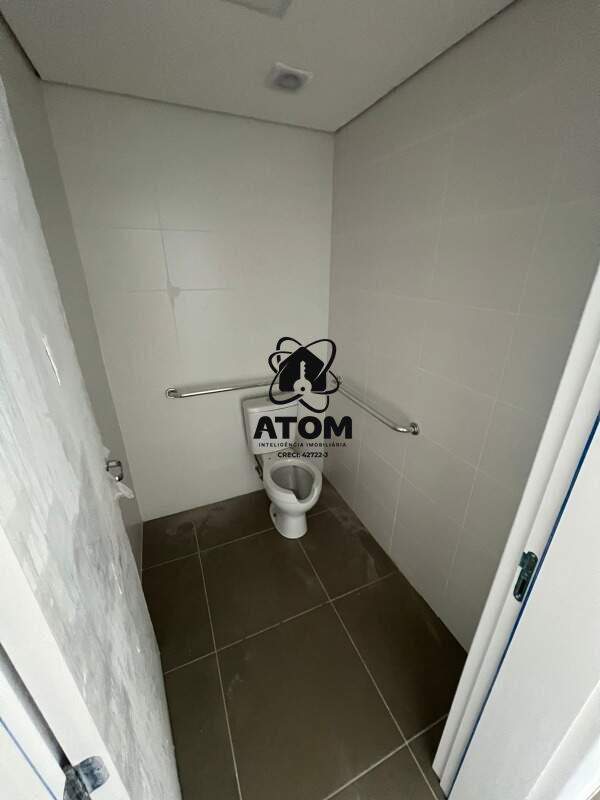 Ponto Comercial para aluguel no Loteamento Residencial e Comercial Bosque Flamboyant: 