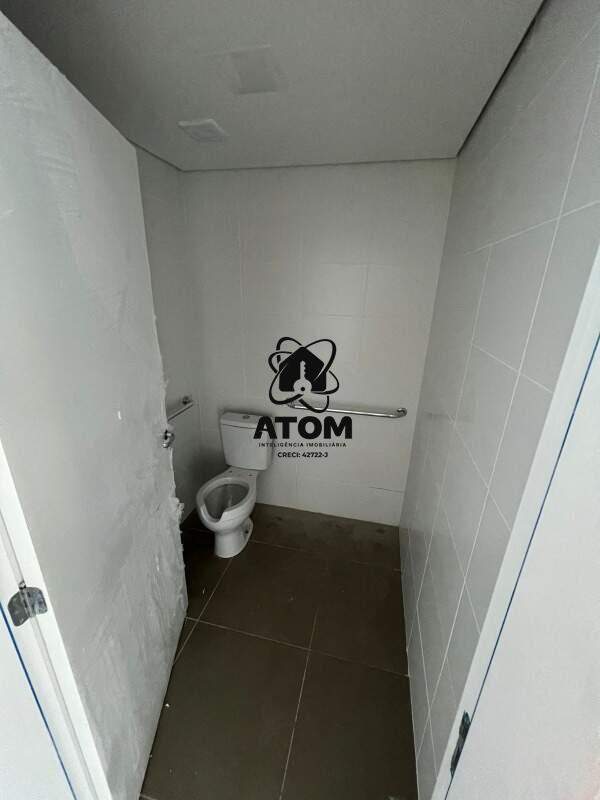 Ponto Comercial para aluguel no Loteamento Residencial e Comercial Bosque Flamboyant: 