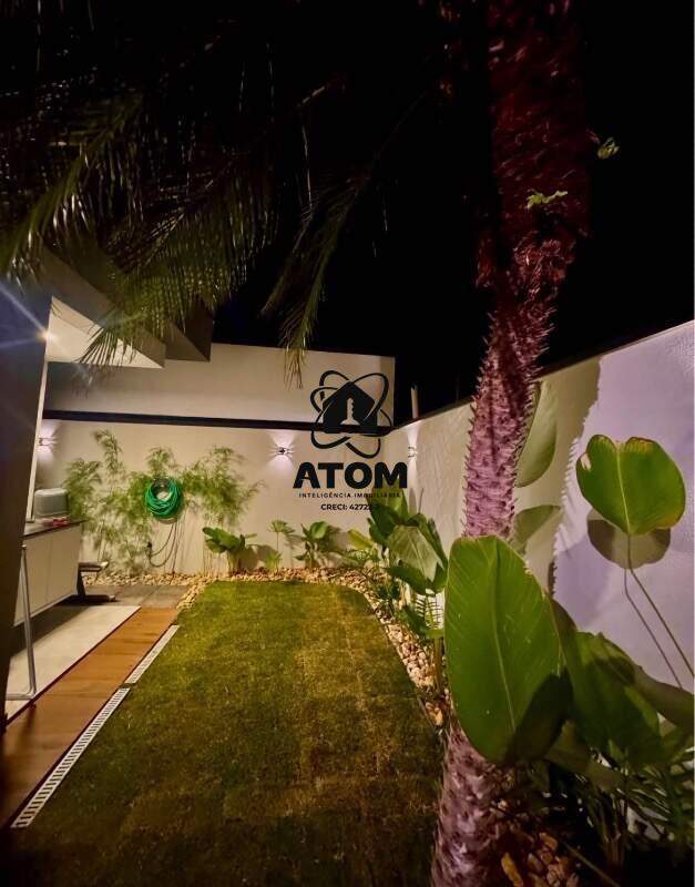 Casa em condominio à venda no Vale dos Cristais: 