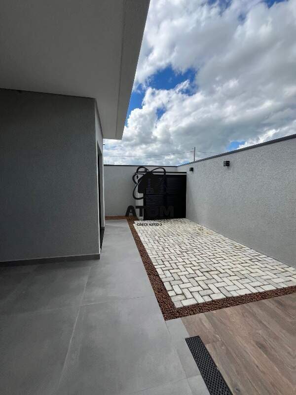 Casa em condominio à venda no Loteamento Residencial Pérola do Vale: 