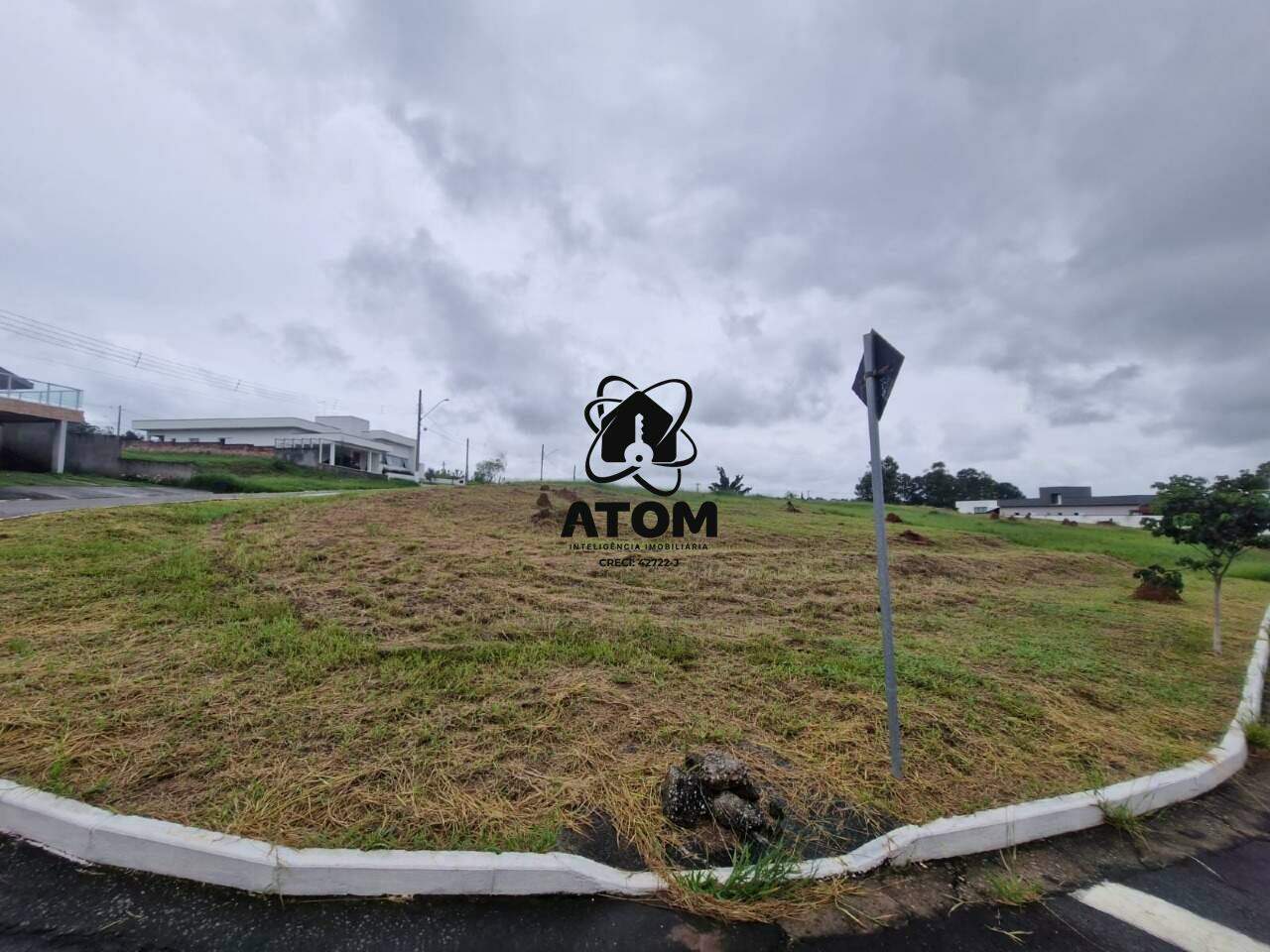 Lote em condomínio à venda no Cataguá: 