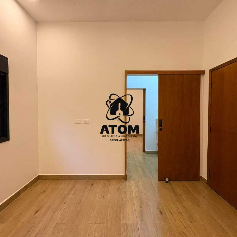 Casa em condominio à venda no Piracangaguá: 