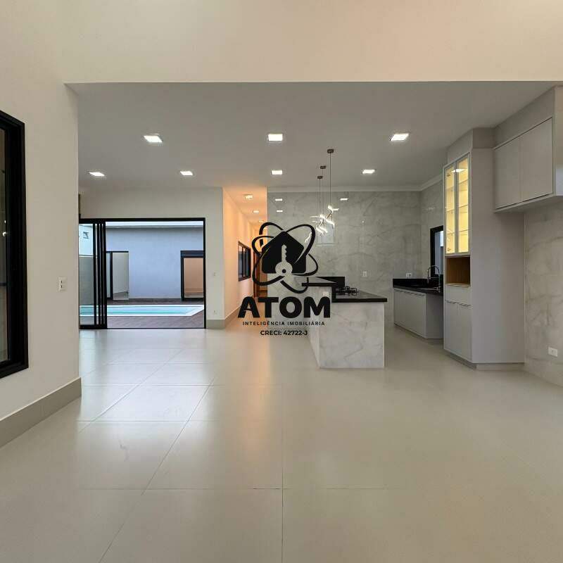 Casa em condominio à venda no Piracangaguá: 