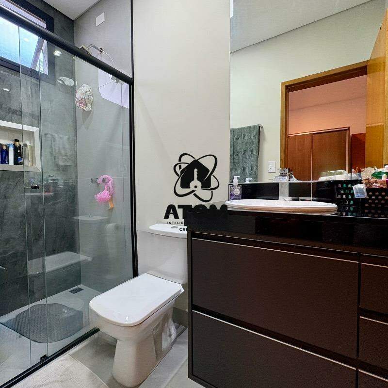 Casa em condominio à venda no Piracangaguá: 