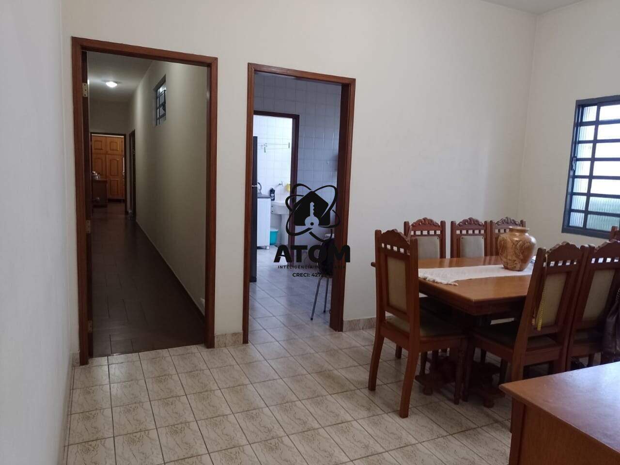 Casa à venda no Centro: 