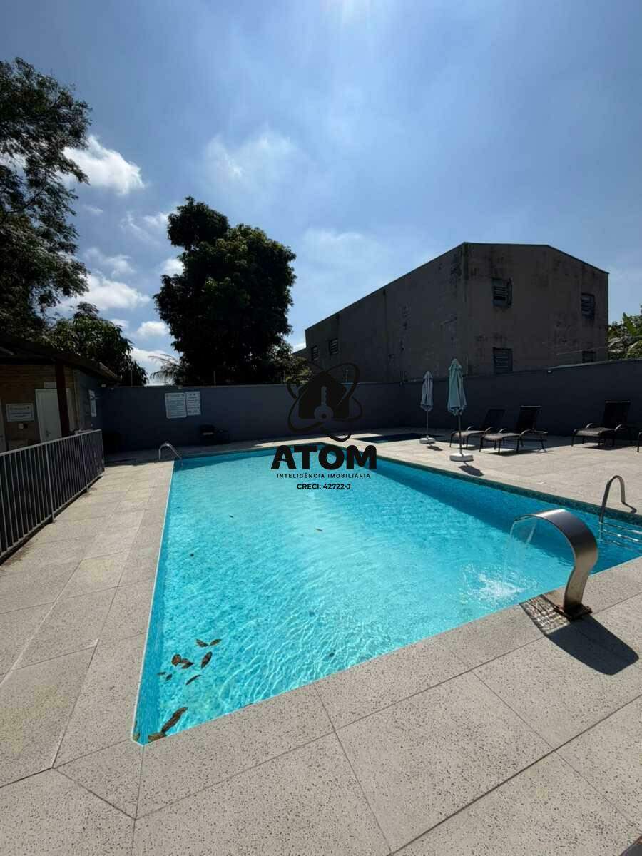 Casa em condominio à venda no Piracangaguá: 