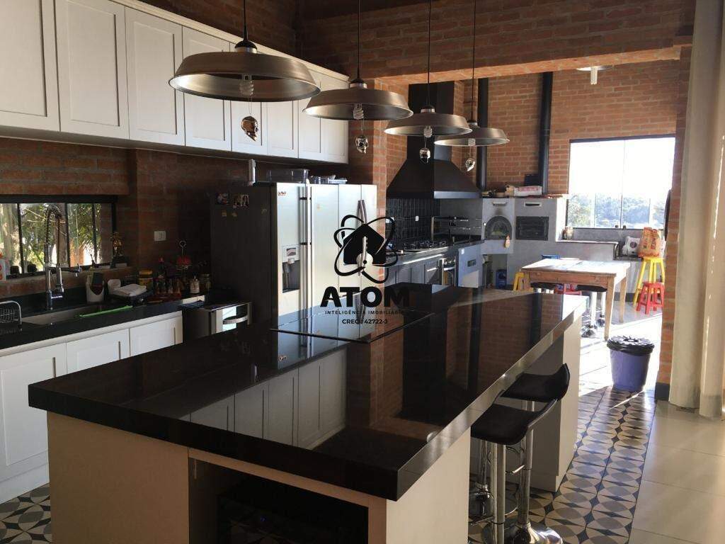 Casa à venda no Chácaras Cataguá: 