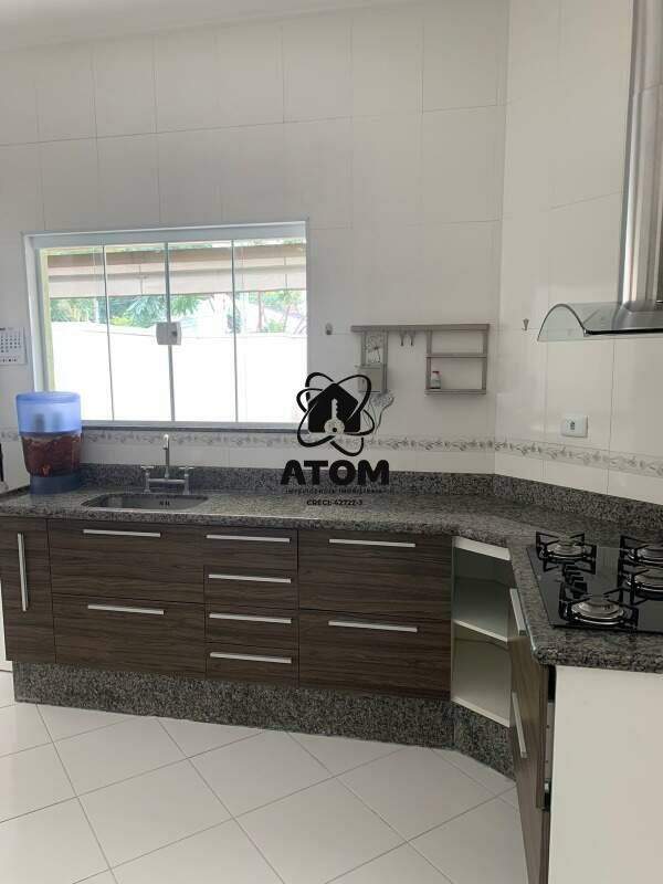 Casa à venda no Jardim Hípica Pinheiro: 