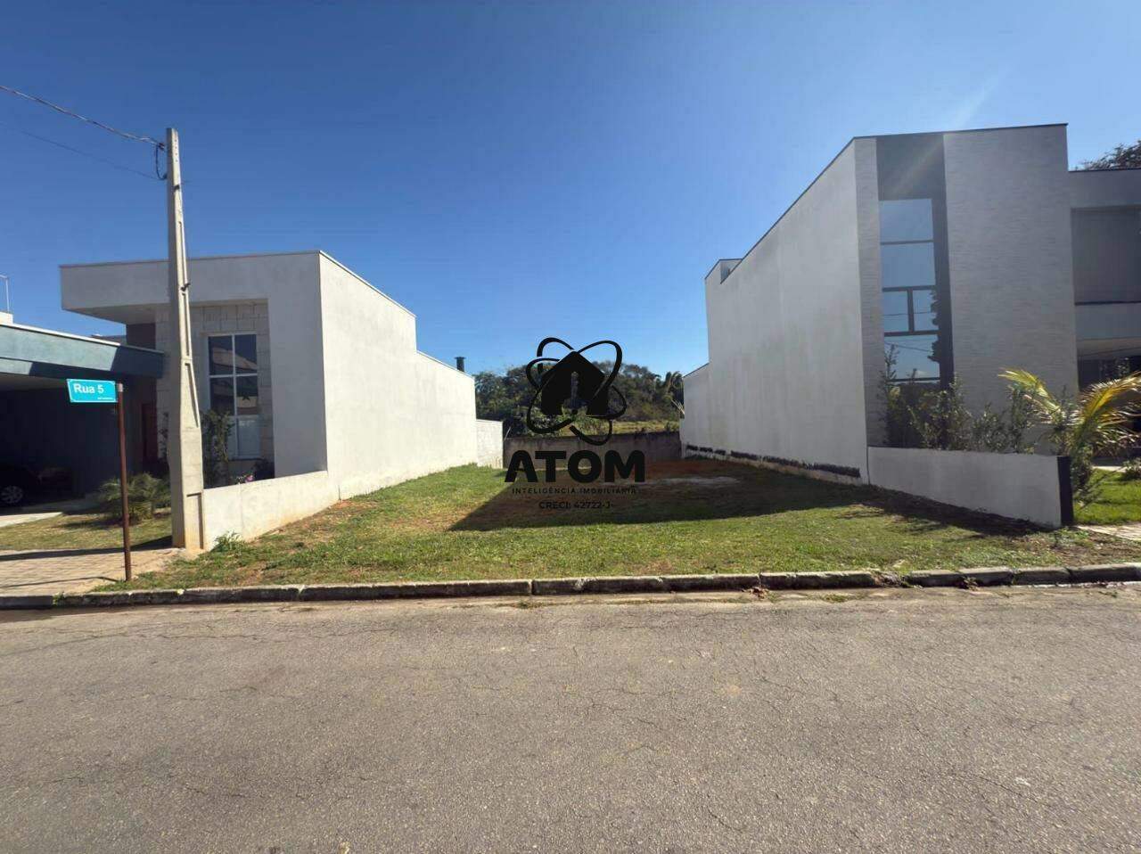 Lote em condomínio à venda no Loteamento Residencial Parque das Araucárias: 