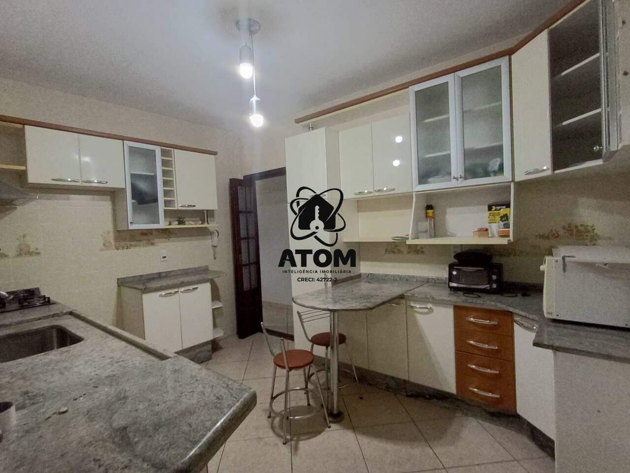 Casa para aluguel no Jardim Marajoara: 