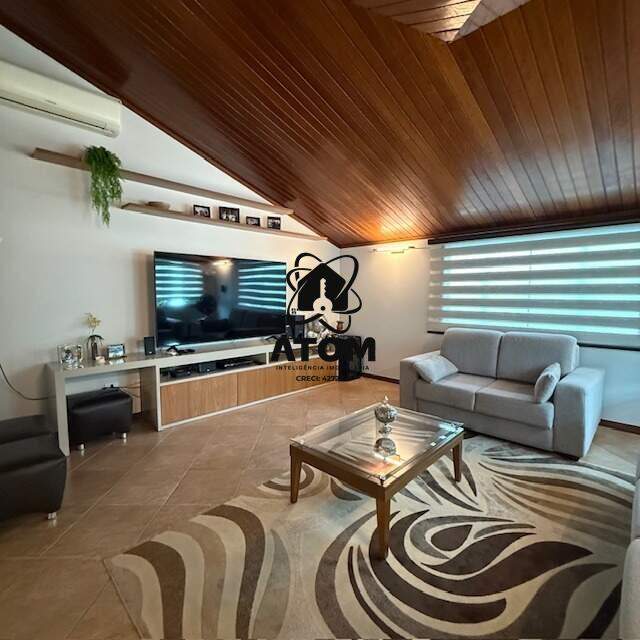 Casa em condominio à venda no Condomínio Village Taubaté: 