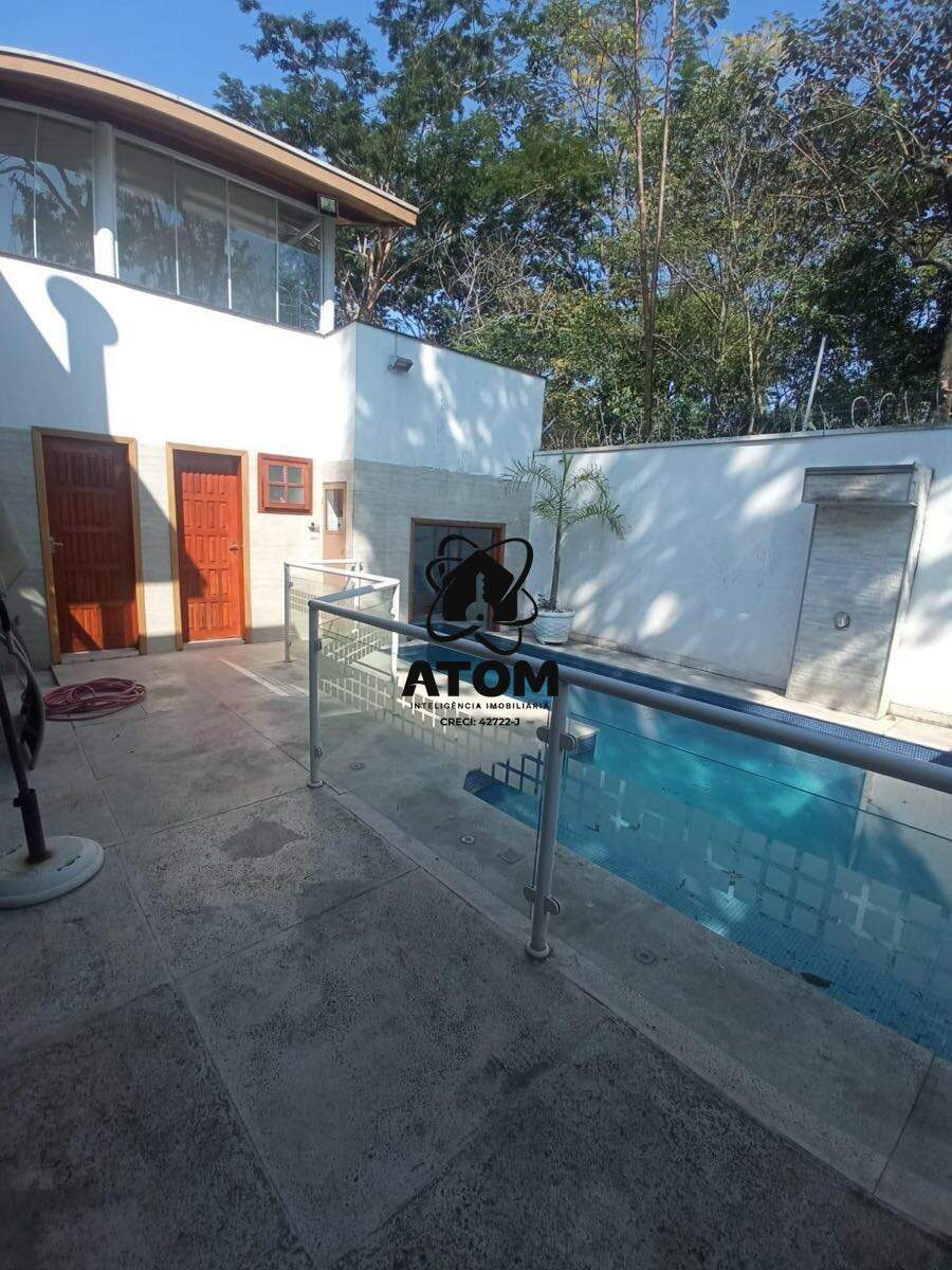 Casa em condominio à venda no Caminho Novo: 