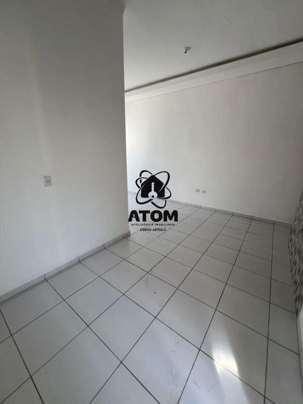Casa à venda no Piracangaguá: 