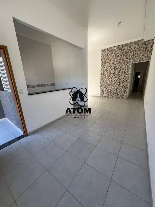 Casa à venda no Piracangaguá: 