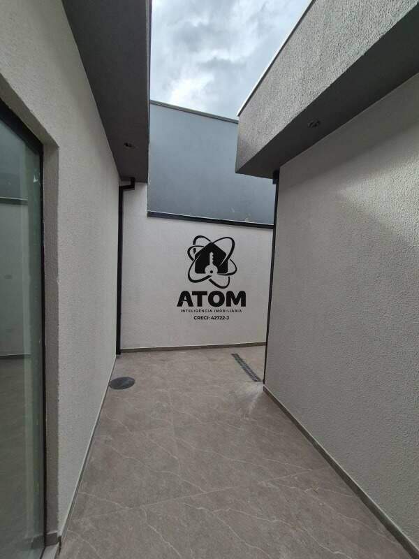 Casa à venda no Areão: 