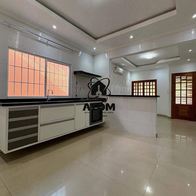 Casa à venda no Jardim do Sol: 