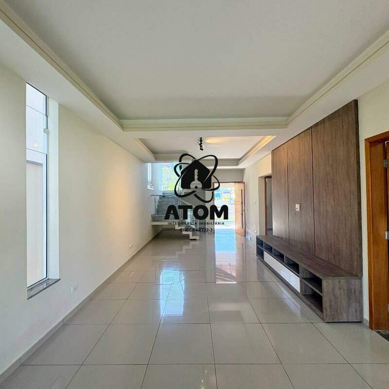 Casa em condominio à venda no Loteamento Residencial Campos do Conde III: 