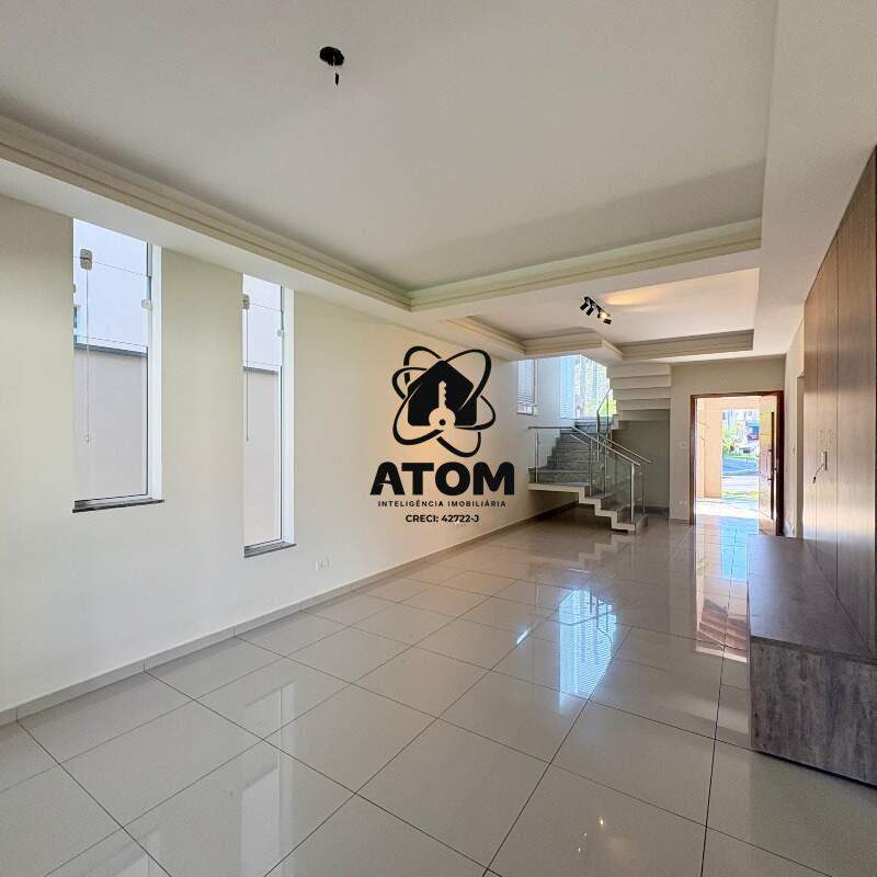 Casa em condominio à venda no Loteamento Residencial Campos do Conde III: 