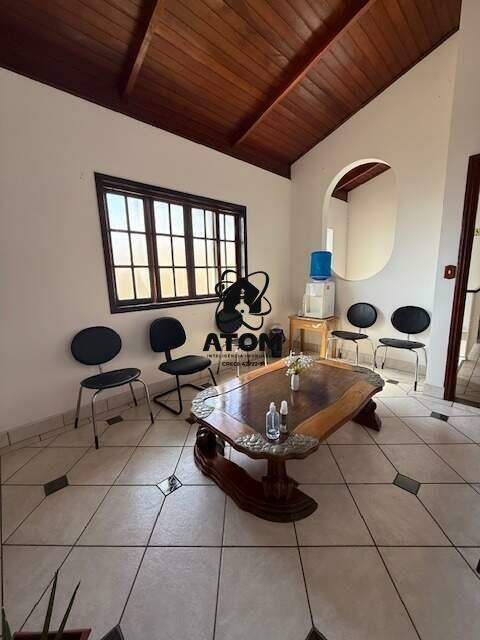 Casa à venda no Jardim Russi: 