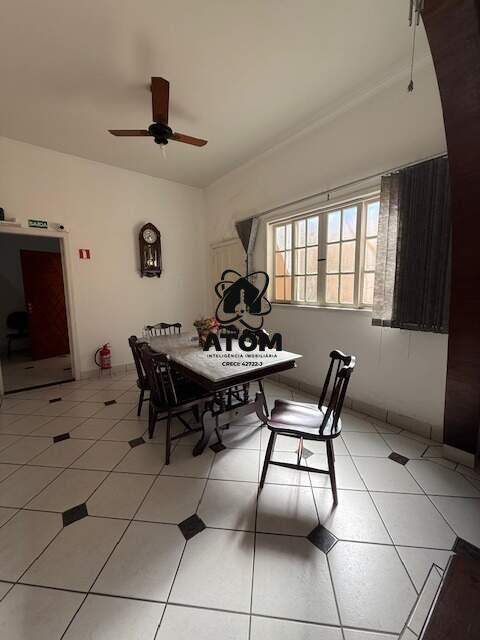 Casa à venda no Jardim Russi: 