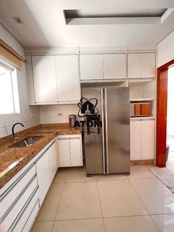 Casa em condominio à venda no Condomínio Veredas: 