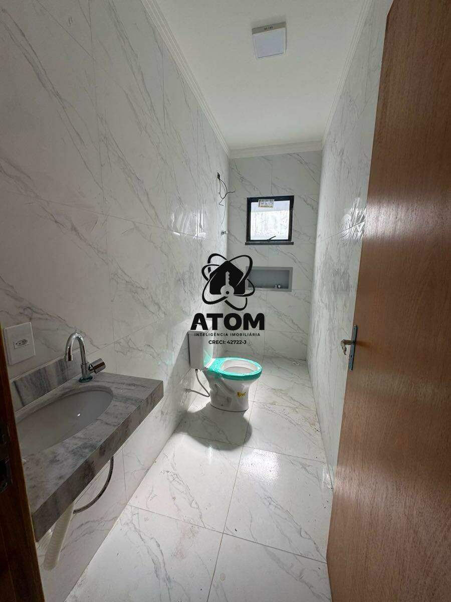Casa à venda no Areão: 