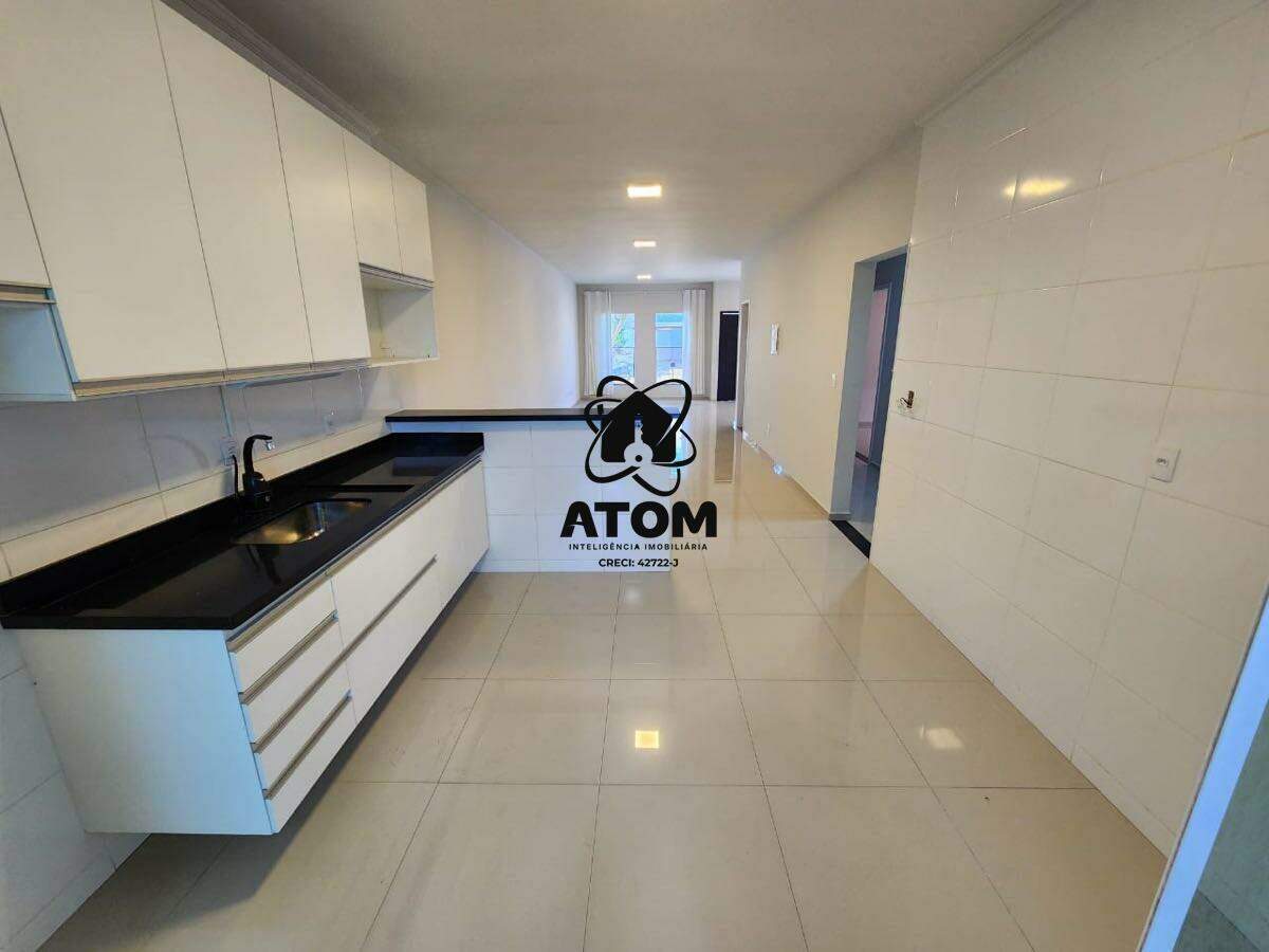 Casa em condominio à venda no Castelos: 