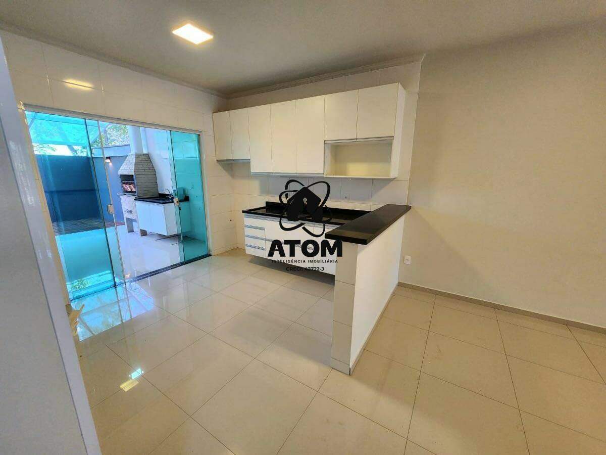 Casa em condominio à venda no Castelos: 