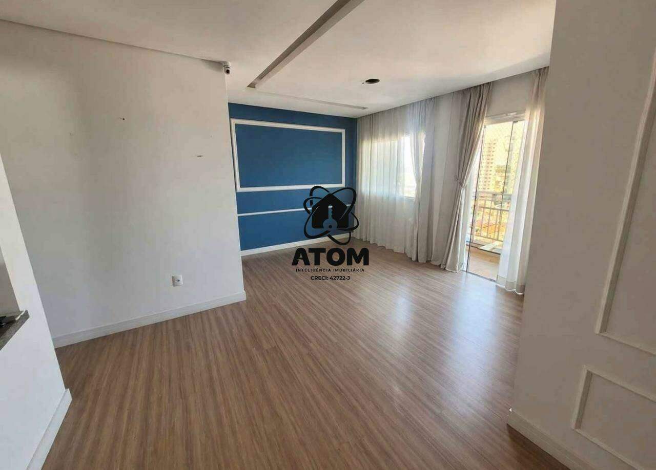 Apartamento à venda no Vila São José: 