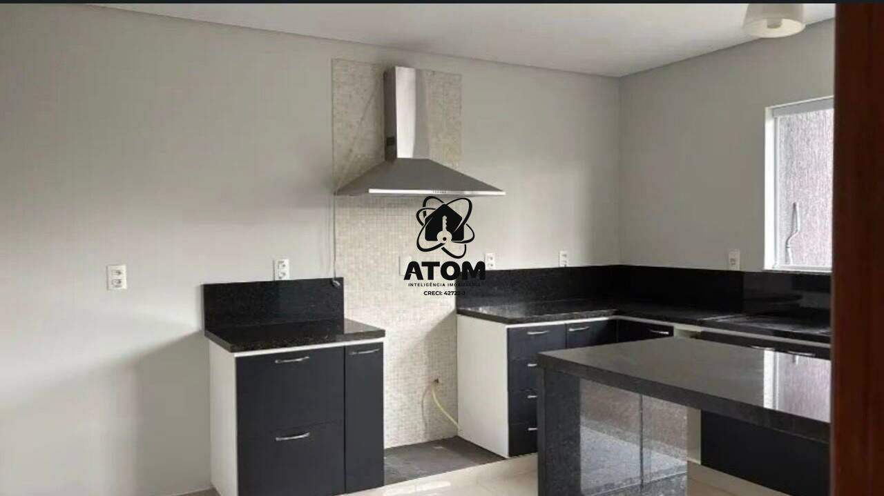 Casa em condominio à venda no Loteamento Residencial Campos do Conde II: 