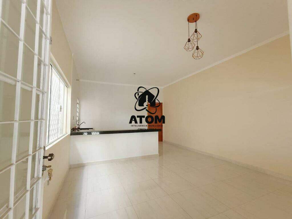 Casa para aluguel no Jardim Santa Cruz: 