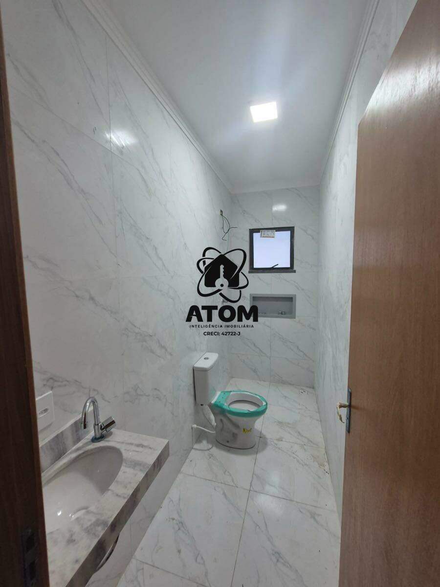 Casa à venda no Areão: 