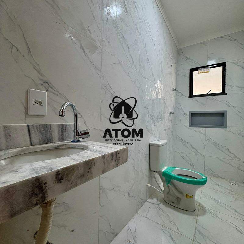 Casa à venda no Areão: 