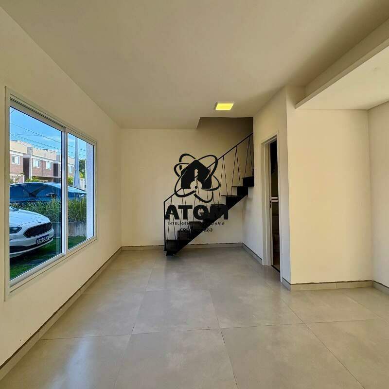 Casa em condominio para aluguel no Piracangaguá II: 