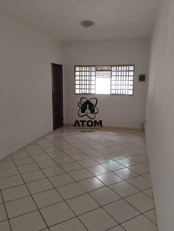 Casa à venda no Piracangaguá: 