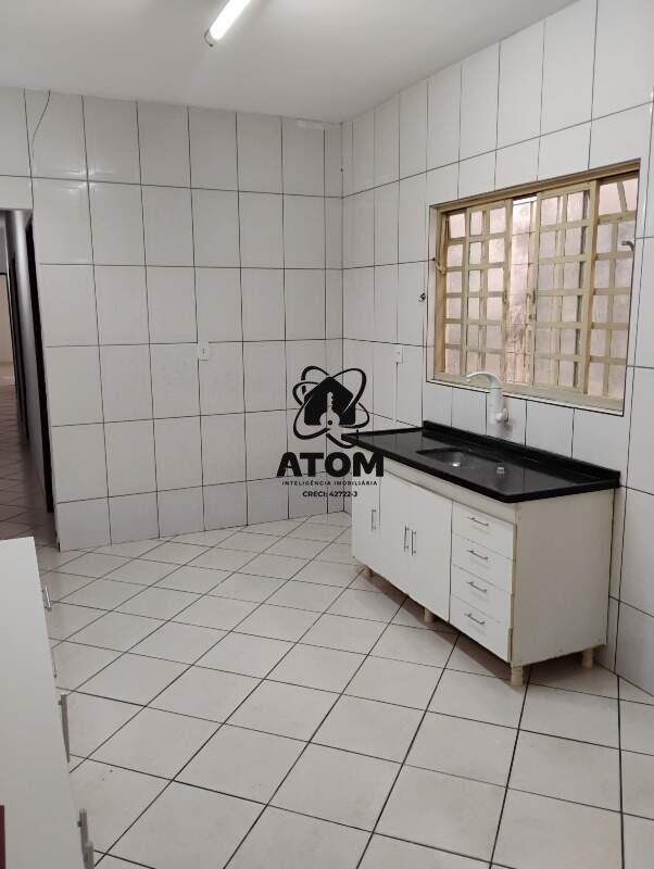 Casa à venda no Piracangaguá: 