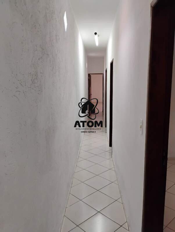 Casa à venda no Piracangaguá: 