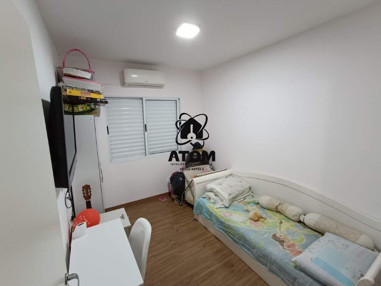 Casa em condominio à venda no Monte Belo: 
