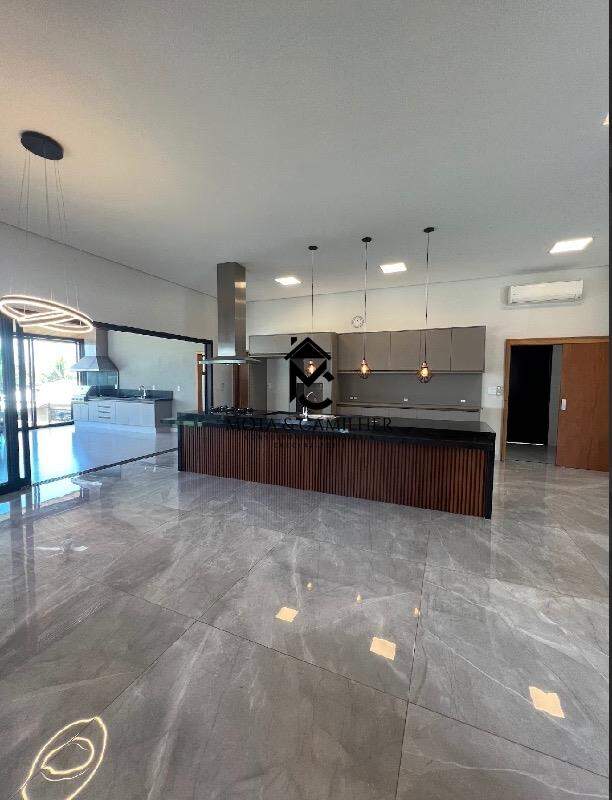 Casa em condominio para aluguel no Chácaras Cataguá: 