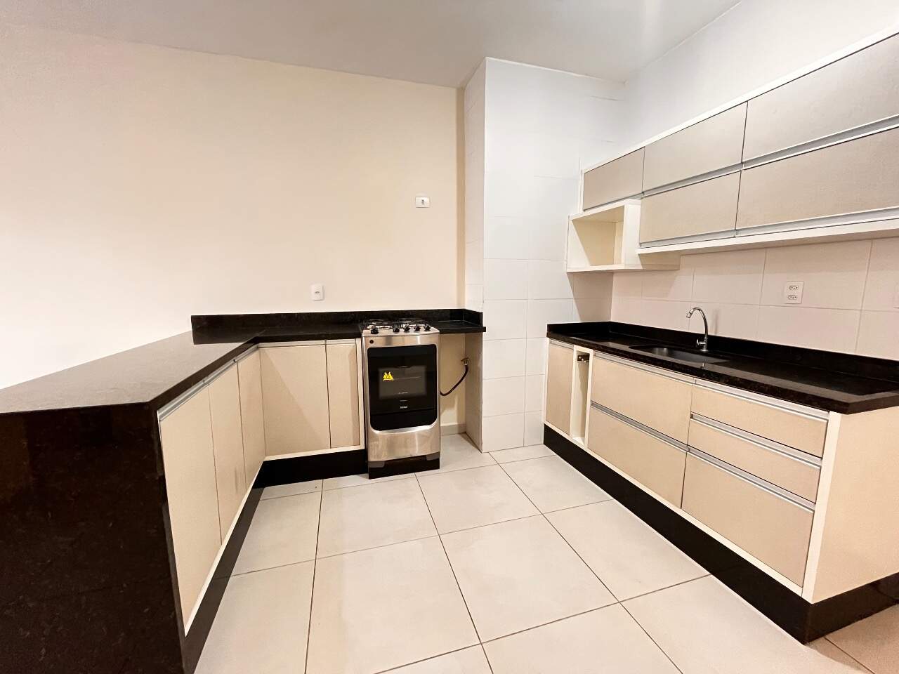 Apartamento para aluguel no Residencial Portal da Mantiqueira: 