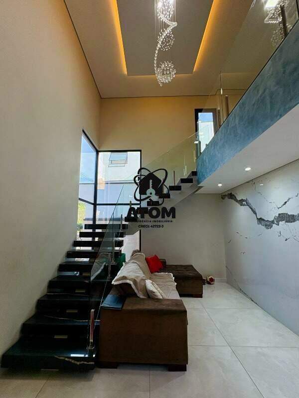 Casa em condominio à venda no Quiririm: 