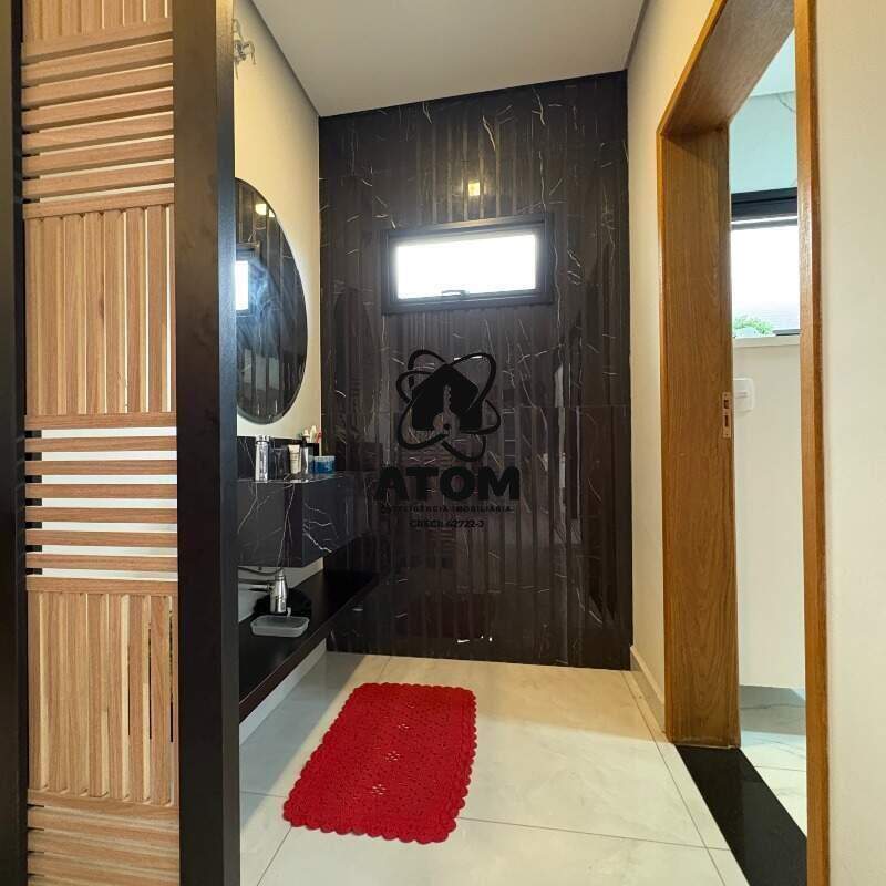 Casa em condominio à venda no Quiririm: 
