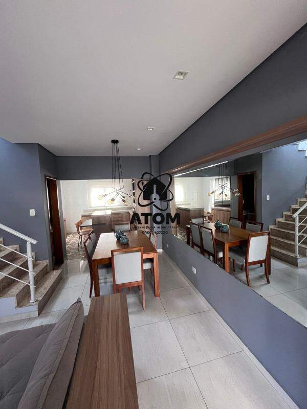 Casa em condominio para aluguel no Vila Areao: 