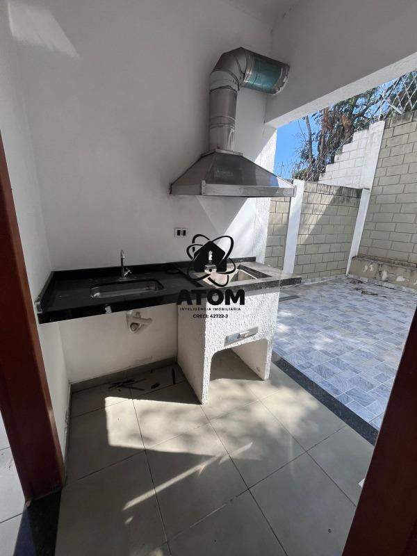 Casa em condominio para aluguel no Vila Areao: 