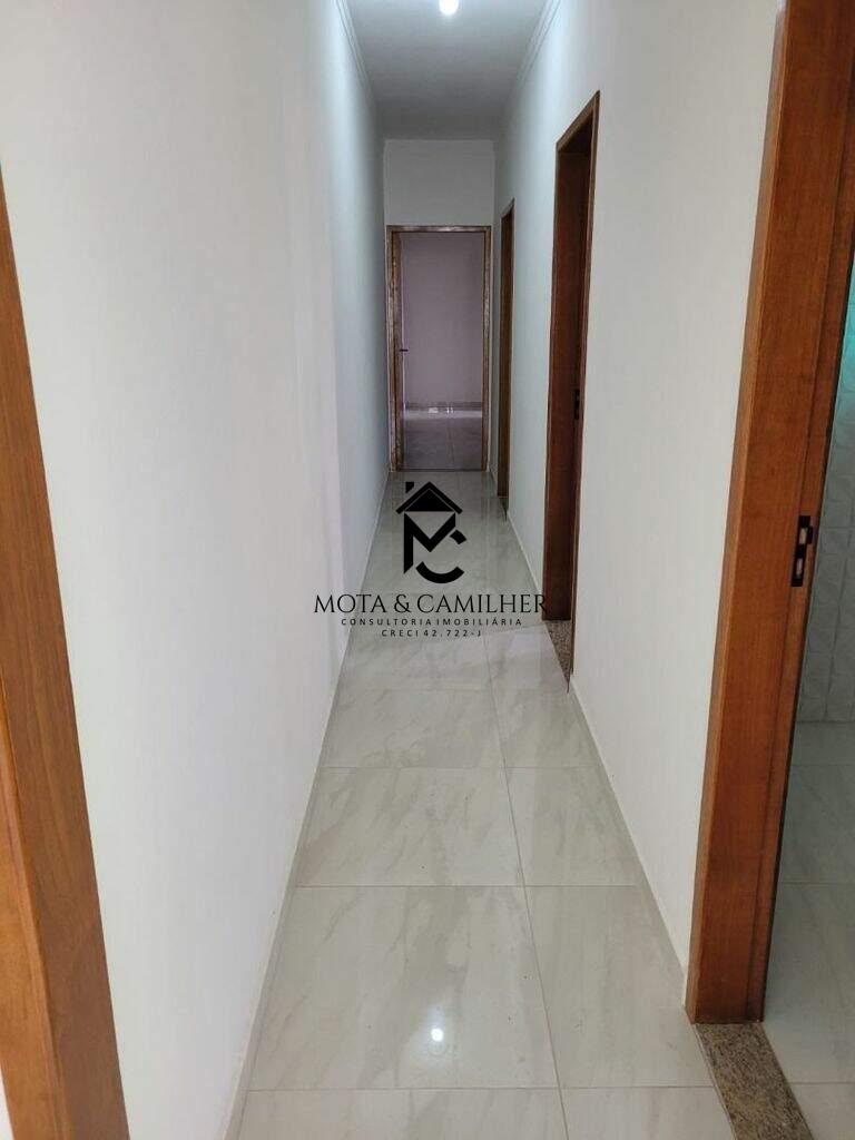 Casa à venda no Piracangágua (Chácara Flórida): 